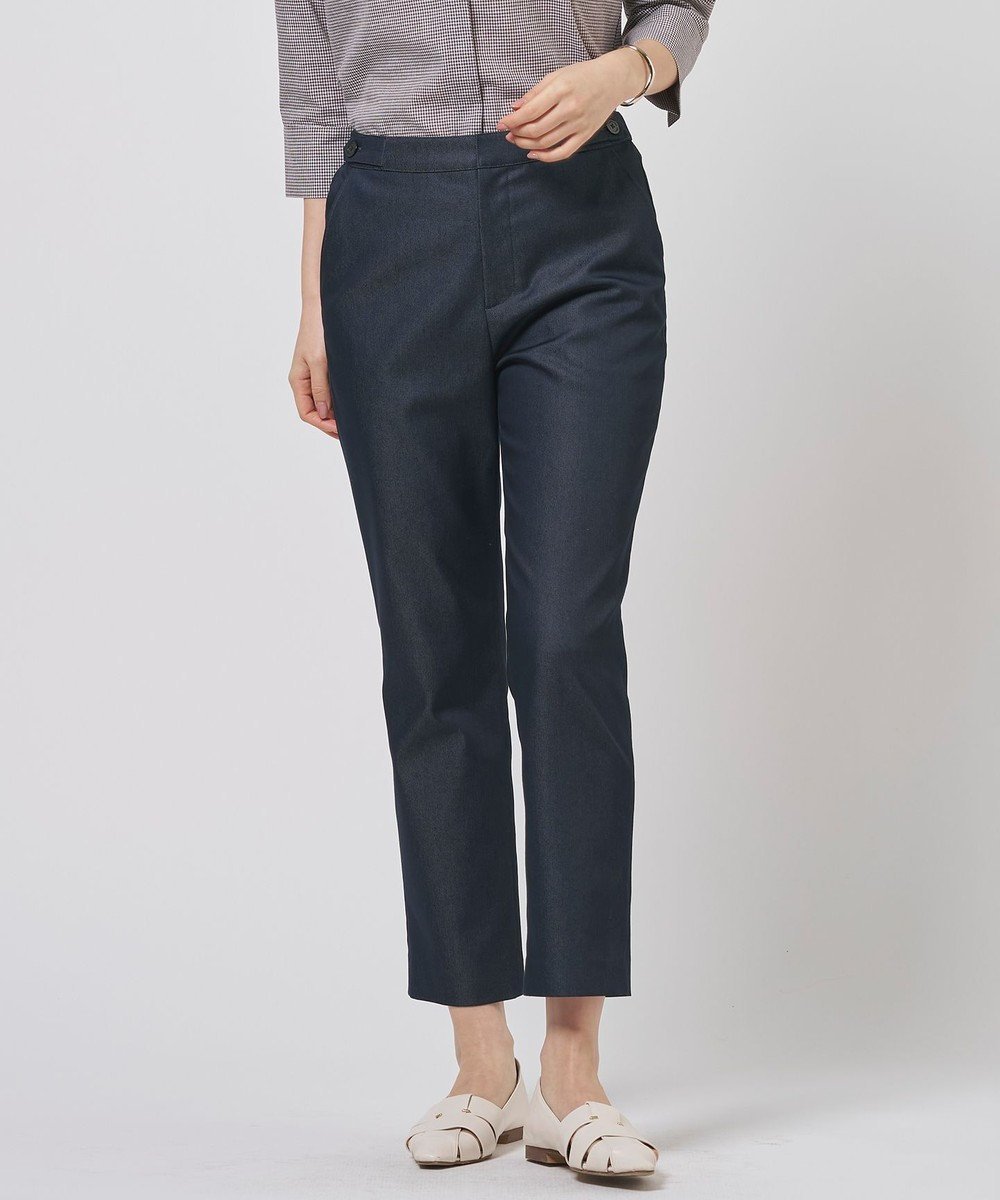 【ジェイ プレス/J.PRESS】の【WEB限定カラーあり】TCシャンブレーサテンST テーパード パンツ インテリア・キッズ・メンズ・レディースファッション・服の通販 founy(ファニー) 　ファッション　Fashion　レディースファッション　Fashion for Women　パンツ　Pants & Trousers　春　Spring　くるぶし　Ankle-Length　サテン　Satin, Glossy Fabric　スマート　Smart, Elegant　テーパード　Tapered, Tapered Pants　フロント　Front, Front Design　ワンポイント　One Point, Statement Accent　S/S・春夏　SS, Spring/Summer, Warm Season　夏　Summer　エレガント 上品　Elegant　ネイビーシャンブレー系|ID: prp329100004869423 ipo3291000000036289430