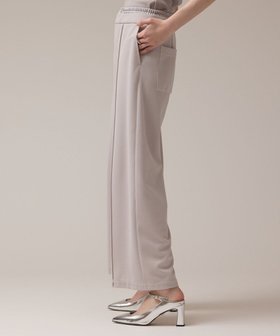 【グレース コンチネンタル/GRACE CONTINENTAL】のワイドジャージパンツ 人気、トレンドファッション・服の通販 founy(ファニー) ファッション Fashion レディースファッション Fashion for Women パンツ Pants & Trousers ストレート Straight, Straight Cut セットアップ Set-Up, Coordinated Outfit トレンド Trend, Trending Now リラックス Relax, Relaxed Fit ワイド Wide, Wide Fit 夏 Summer 春 Spring S/S・春夏 SS, Spring/Summer, Warm Season |ID:prp329100004869627