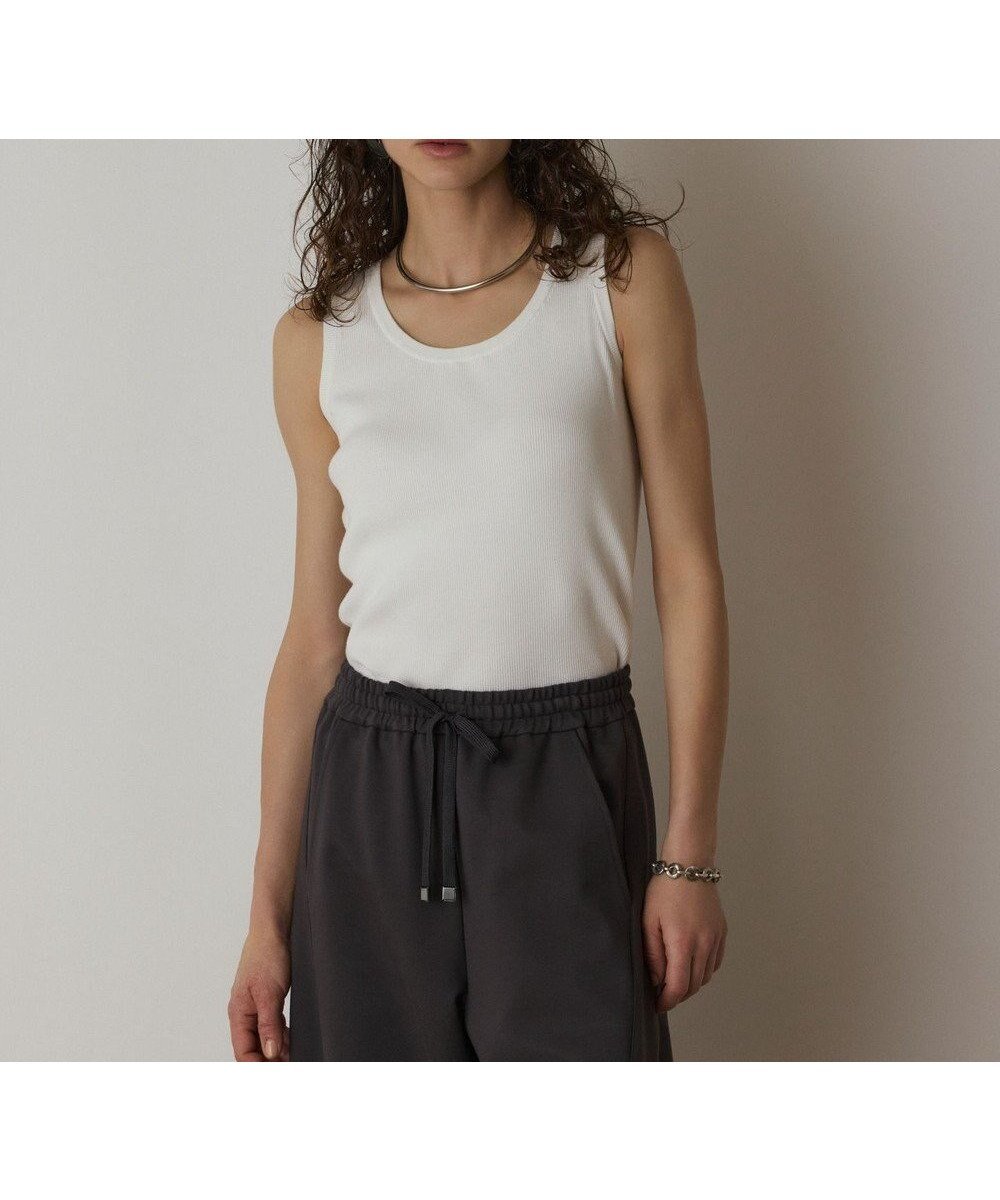 【グレース コンチネンタル/GRACE CONTINENTAL】のUネックリブニットトップ 人気、トレンドファッション・服の通販 founy(ファニー) 　ファッション　Fashion　レディースファッション　Fashion for Women　トップス・カットソー　Cut & Sew Tops　ニット　Knit Tops & Sweaters　インナー　Innerwear　カーディガン　Cardigan, Knitwear　シンプル　Simple, Minimal　ストレッチ　Stretch, Stretchy Fabric　セーター　Sweater, Knitwear　ノースリーブ　Sleeveless, No-Sleeve　夏　Summer　定番　Standard, Basic Item　春　Spring　S/S・春夏　SS, Spring/Summer, Warm Season　 other-1|ID: prp329100004869662 ipo3291000000036293546