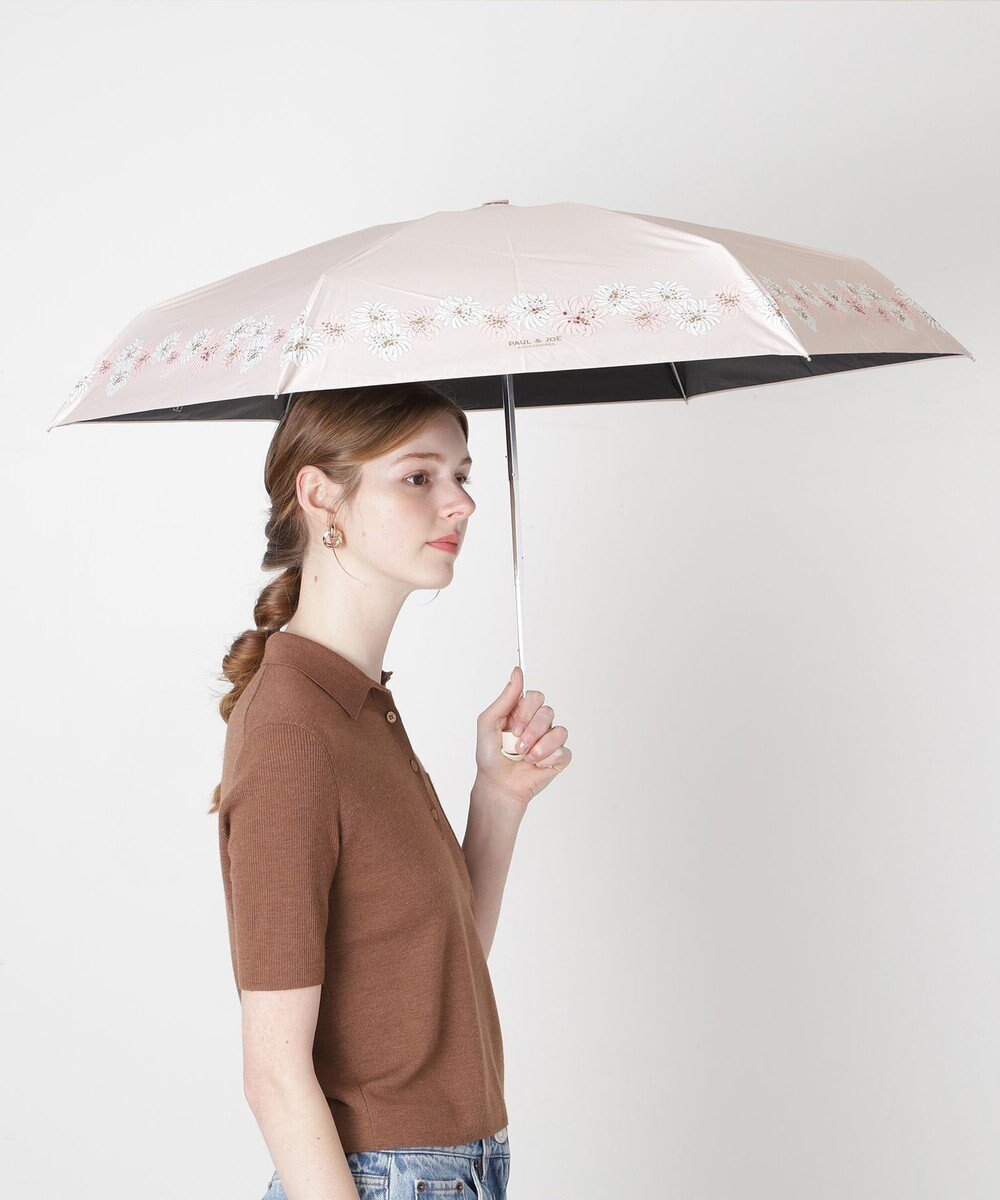 【ムーンバット/MOONBAT】の【WEB限定/遮光率100%】晴雨兼用折りたたみ日傘 ポール ジョー(PAUL JOE ACCESSOIRES)クリザンテーム/バイカラー 雨の日OK 遮熱 簡単開閉 UV 晴雨兼用 インテリア・キッズ・メンズ・レディースファッション・服の通販 founy(ファニー) 　ファッション　Fashion　レディースファッション　Fashion for Women　レイングッズ・傘・晴雨兼用傘　Umbrellas & Rain Gear　傘　Umbrella, Parasol　人気　Popular, Best Seller　フォルム　Silhouette, Form　日傘　Parasol, UV Umbrella　エレガント 上品　Elegant　ベージュ|ID: prp329100004869667 ipo3291000000036293581