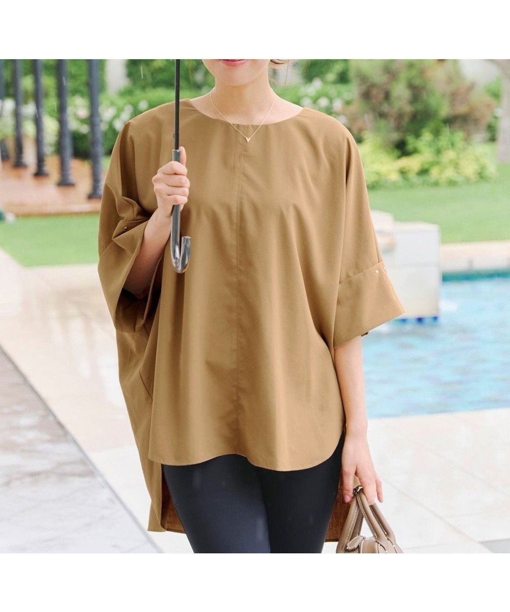 【ティアクラッセ/Tiaclasse】の【洗える】ワイドスリーブドルマンブラウス 人気、トレンドファッション・服の通販 founy(ファニー) 　ファッション　Fashion　レディースファッション　Fashion for Women　トップス・カットソー　Cut & Sew Tops　シャツ・ブラウス・オフィスカジュアル　Elegant Blouses & Button-Ups　アクセサリー　Fashion Accessories　ウォッシャブル　Machine Washable　春　Spring　洗える　Machine Washable　秋　Autumn　カットソー　Cut and Sewn Top　カーディガン　Cardigan, Knitwear　シンプル　Simple, Minimal　スリーブ　Sleeve, Long Sleeve / Short Sleeve　チュニック　Tunic, Long Top　ポケット　Pocket, Pocket Detail　半袖　Short Sleeve, Half Sleeve　ワイド　Wide, Wide Fit　S/S・春夏　SS, Spring/Summer, Warm Season　再入荷　Restock / Back in Stock　夏　Summer　新作・新入荷　New Arrivals / New In　 other-1|ID: prp329100004869669 ipo3291000000036293586