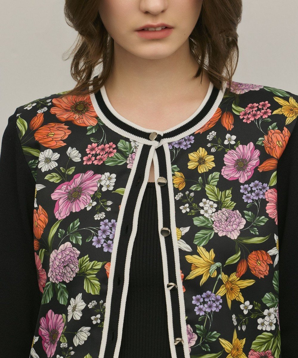 【グレース コンチネンタル/GRACE CONTINENTAL】のフラワープリントニットカーディガン インテリア・キッズ・メンズ・レディースファッション・服の通販 founy(ファニー) 　ファッション　Fashion　レディースファッション　Fashion for Women　トップス・カットソー　Cut & Sew Tops　ニット　Knit Tops & Sweaters　カーディガン・羽織り　Layered Style Cardigans　花柄・フラワープリント・モチーフ　Floral Prints & Motifs / Flower Pattern Tops　カーディガン　Cardigan, Knitwear　スカーフ　Scarf, Neckwear　ツイル　Twist, Twisted Detail　フラワー　Flower, Floral　プリント　Print, Printed Pattern　夏　Summer　春　Spring　S/S・春夏　SS, Spring/Summer, Warm Season　ブラック|ID: prp329100004869674 ipo3291000000036293640