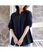 【ティアクラッセ/Tiaclasse】のフリル付きパフスリーブチュニック ネイビー|ID: prp329100004869864 ipo3291000000036294976