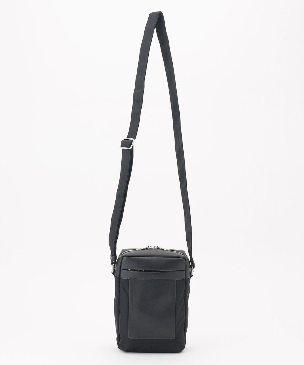 【イザック/Y'SACCS】の小西真奈美×Y SACCS コンビスクエアショルダーバッグ インテリア・キッズ・メンズ・レディースファッション・服の通販 founy(ファニー) 　雑誌掲載アイテム　Magazine Picks & Fashion Features　ファッション雑誌　Fashion Magazines　オトナノオシャレテチョウ　大人のおしゃれ手帖　ファッション　Fashion　レディースファッション　Fashion for Women　バッグ　Bags　5月号　May Issue　スマート　Smart, Elegant　財布　Wallet, Purse　雑誌　Magazine, Fashion Magazine　バランス　Balance, Style Balance　ポケット　Pocket, Pocket Detail　おすすめ　Recommended / Our Picks　旅行　Travel　ブラック|ID: prp329100004869975 ipo3291000000036295506