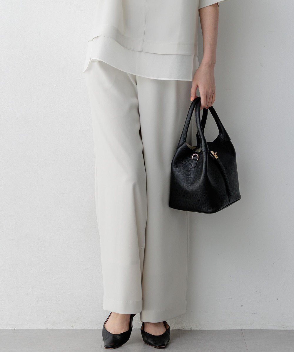 【23区/NIJYUSANKU】の【WEB 一部店舗限定】ストレッチジョーゼット ワイドパンツ インテリア・キッズ・メンズ・レディースファッション・服の通販 founy(ファニー) 　ファッション　Fashion　レディースファッション　Fashion for Women　パンツ　Pants & Trousers　春　Spring　ギャザー　Gathered, Ruffled　ジョーゼット　Georgette, Semi-Sheer Fabric　ストレッチ　Stretch, Stretchy Fabric　セットアップ　Set-Up, Coordinated Outfit　人気　Popular, Best Seller　ピーチ　Peach, Soft Touch　フラット　Flat, Flat Shoes　フレア　Flare, Flared　リラックス　Relax, Relaxed Fit　ワイド　Wide, Wide Fit　S/S・春夏　SS, Spring/Summer, Warm Season　夏　Summer　エレガント 上品　Elegant　2026年　2026　ベージュ系|ID: prp329100004870021 ipo3291000000036295940