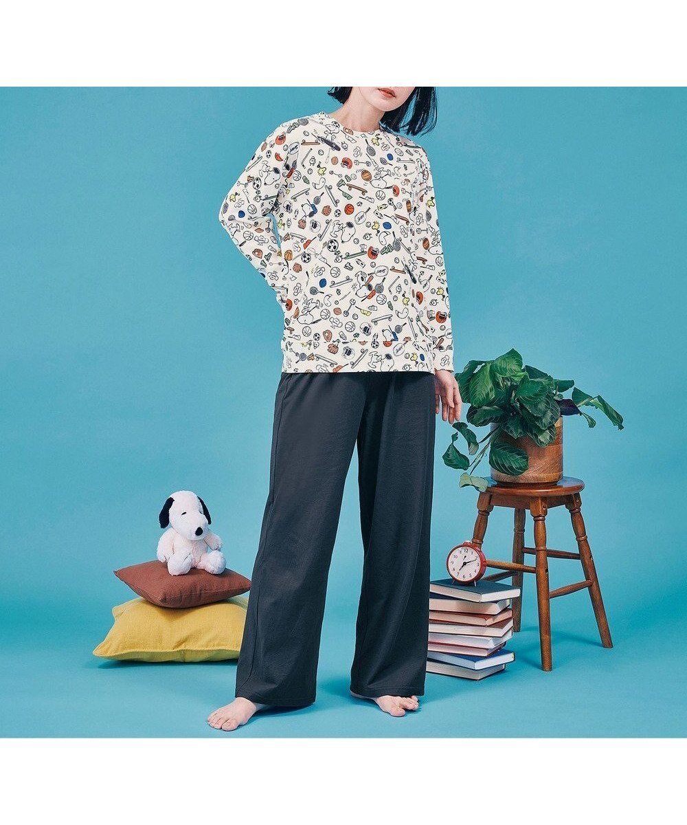 【ワコール/WACOAL】のPEANUTS パジャマ 長袖 長ズボン 綿100%(本体) スヌーピー レディース FDX561 /ワコール インテリア・キッズ・メンズ・レディースファッション・服の通販 founy(ファニー) 　ファッション　Fashion　レディースファッション　Fashion for Women　トップス・カットソー　Cut & Sew Tops　お家時間・ステイホーム　Stay Home / At Home　スポーツ　Sports, Activewear　パジャマ　Pajamas, Sleepwear　プリント　Print, Printed Pattern　ボトム　Bottoms, Lower Wear　無地　Plain, Solid Color　長袖　Long Sleeve, Full Sleeve　アイボリー|ID: prp329100004870064 ipo3291000000036296067