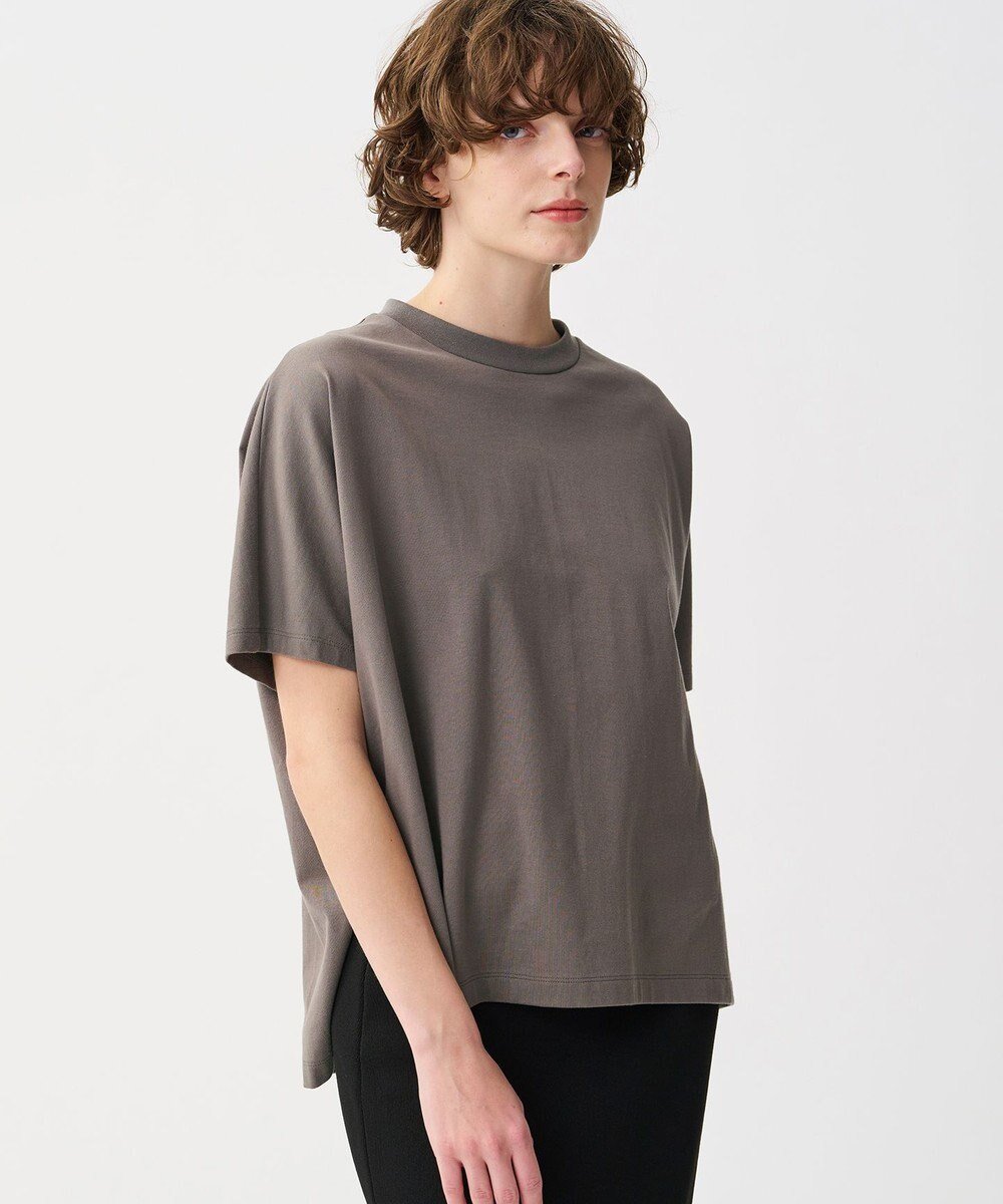 【アンクレイヴ/uncrave】の【佐藤晴美さん着用】プレーンストレッチ ビッグTシャツ インテリア・キッズ・メンズ・レディースファッション・服の通販 founy(ファニー) 　ファッションモデル・俳優・女優　Models　女性　Women　佐藤晴美　Sato Harumi　ファッション　Fashion　レディースファッション　Fashion for Women　トップス・カットソー　Cut & Sew Tops　シャツ・ブラウス・オフィスカジュアル　Elegant Blouses & Button-Ups　ロングTシャツ・Tシャツ　Longline T-Shirts & Tees　カットソー・ベーシックTシャツ　Cut-and-Sewn Tops / Stretch Tees & Basics　カットソー　Cut and Sewn Top　スリット　Slit, Slit Detail　ビッグ　Big, Oversized　ボトム　Bottoms, Lower Wear　夏　Summer　春　Spring　S/S・春夏　SS, Spring/Summer, Warm Season　トープ(佐藤晴美さん着用)|ID: prp329100004870084 ipo3291000000036296145