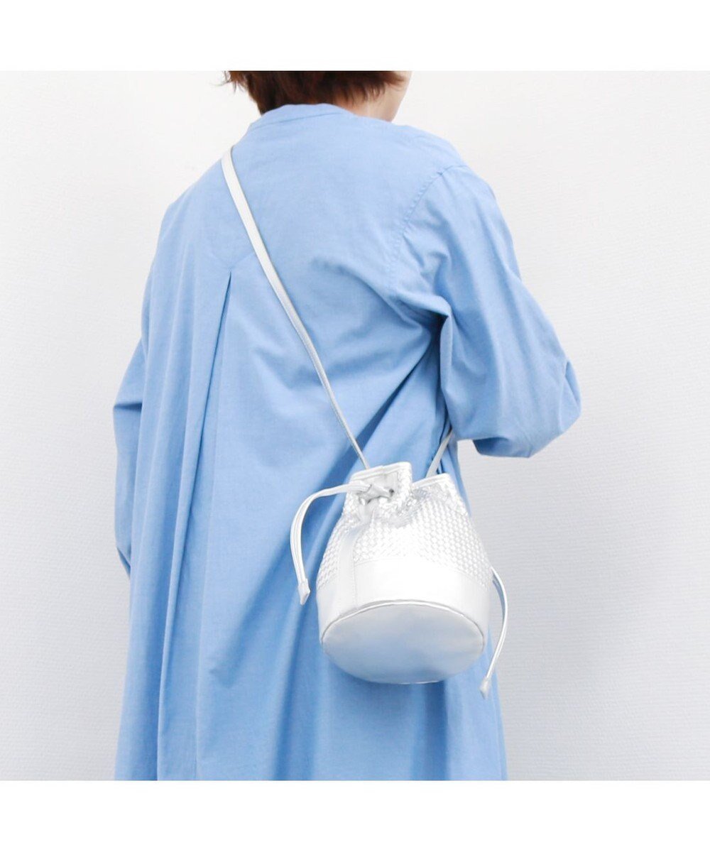 【アンビリオン/UNBILLION】の【テレビ ドラマ着用アイテム】ペルケ perche / レザーメッシュ2wayバゲットバッグ インテリア・キッズ・メンズ・レディースファッション・服の通販 founy(ファニー) 　ファッション　Fashion　レディースファッション　Fashion for Women　バッグ　Bags　おすすめ　Recommended / Our Picks　ショルダー　Shoulder, Shoulder Strap　スマホ　Smartphone, Mobile Device　メッシュ　Mesh, Net Fabric　巾着　Drawstring Bag, Kinchaku　財布　Wallet, Purse　シルバー|ID: prp329100004870199 ipo3291000000036298851
