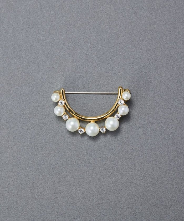 【フィービィー/phoebe】のフォーマルパールビジューハーフブローチ ゴールド インテリア・キッズ・メンズ・レディースファッション・服の通販 founy(ファニー) https://founy.com/ ファッション Fashion レディースファッション Fashion for Women おすすめ Recommended / Our Picks アクセサリー Fashion Accessories オケージョン Occasion Wear シンプル Simple, Minimal セレモニー Ceremony パール Pearl, Pearl Accent ブローチ Brooch, Pin Brooch エレガント 上品 Elegant 入学式 Entrance Ceremony 卒業式 Graduation Ceremony 結婚式 Wedding |ID: prp329100004870234 ipo3291000000036299011
