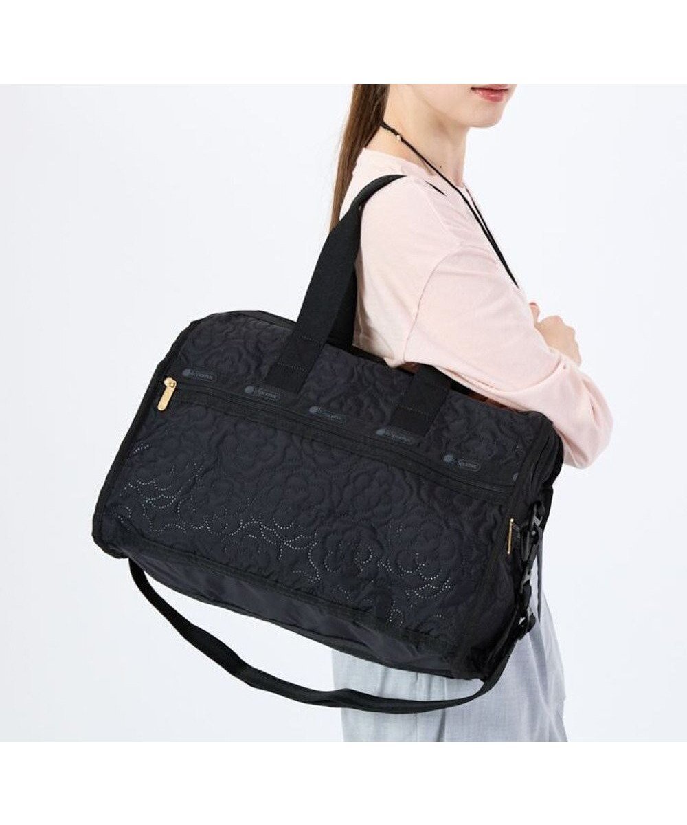 【レスポートサック/LeSportsac】のDELUXE MED WEEKENDER/パフィーブロッサムズ インテリア・キッズ・メンズ・レディースファッション・服の通販 founy(ファニー) 　ファッション　Fashion　レディースファッション　Fashion for Women　ショルダー　Shoulder, Shoulder Strap　トラベル　Travel, Travel Gear　人気　Popular, Best Seller　フラワー　Flower, Floral　ボストンバッグ　Boston Bag, Retro Bag　ポケット　Pocket, Pocket Detail　モチーフ　Motif, Design Theme　旅行　Travel　エレガント 上品　Elegant　パフィーブロッサム|ID: prp329100004870296 ipo3291000000036299403