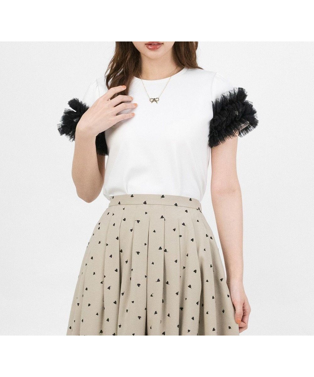 【トッカ/TOCCA】の【星風まどかコラボ】DOT GARLAND Tシャツ インテリア・キッズ・メンズ・レディースファッション・服の通販 founy(ファニー) 　ファッション　Fashion　レディースファッション　Fashion for Women　トップス・カットソー　Cut & Sew Tops　シャツ・ブラウス・オフィスカジュアル　Elegant Blouses & Button-Ups　ロングTシャツ・Tシャツ　Longline T-Shirts & Tees　カットソー・ベーシックTシャツ　Cut-and-Sewn Tops / Stretch Tees & Basics　春　Spring　カットソー　Cut and Sewn Top　コラボ　Collaboration, Collab　シンプル　Simple, Minimal　ジャケット　Jacket, Outerwear　ストレッチ　Stretch, Stretchy Fabric　チュール　Tulip, Tulip Motif　フリル　Frill, Ruffle　S/S・春夏　SS, Spring/Summer, Warm Season　おすすめ　Recommended / Our Picks　夏　Summer　エレガント 上品　Elegant　2025年　2025　2025春夏・S/S　Spring/Summer 2025 SS25　アイボリー系5|ID: prp329100004870305 ipo3291000000036299519