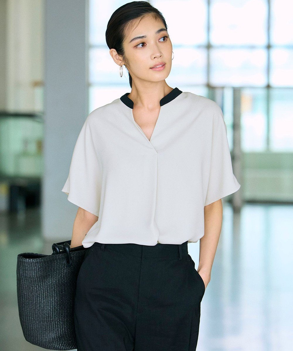 【23区/NIJYUSANKU】の【吸水速乾/UVカット/接触冷感】ストレッチジョーゼット バンドカラー カットソー 人気、トレンドファッション・服の通販 founy(ファニー) 　ファッション　Fashion　レディースファッション　Fashion for Women　トップス・カットソー　Cut & Sew Tops　シャツ・ブラウス・オフィスカジュアル　Elegant Blouses & Button-Ups　ロングTシャツ・Tシャツ　Longline T-Shirts & Tees　カットソー・ベーシックTシャツ　Cut-and-Sewn Tops / Stretch Tees & Basics　春　Spring　カットソー　Cut and Sewn Top　吸水　Absorbent, Quick-Dry　シンプル　Simple, Minimal　ジョーゼット　Georgette, Semi-Sheer Fabric　スキッパー　Skipper, Open Collar　ストレッチ　Stretch, Stretchy Fabric　セットアップ　Set-Up, Coordinated Outfit　ワイド　Wide, Wide Fit　S/S・春夏　SS, Spring/Summer, Warm Season　夏　Summer　エレガント 上品　Elegant　ビジネス 仕事 通勤　Business / Work / Commuting　2025年　2025　2025春夏・S/S　Spring/Summer 2025 SS25　 other-1|ID: prp329100004870327 ipo3291000000036299675