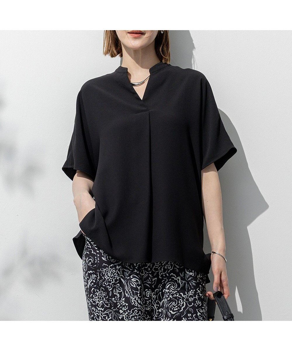 【23区/NIJYUSANKU】の【吸水速乾/UVカット/接触冷感】ストレッチジョーゼット バンドカラー カットソー インテリア・キッズ・メンズ・レディースファッション・服の通販 founy(ファニー) 　ファッション　Fashion　レディースファッション　Fashion for Women　トップス・カットソー　Cut & Sew Tops　シャツ・ブラウス・オフィスカジュアル　Elegant Blouses & Button-Ups　ロングTシャツ・Tシャツ　Longline T-Shirts & Tees　カットソー・ベーシックTシャツ　Cut-and-Sewn Tops / Stretch Tees & Basics　春　Spring　カットソー　Cut and Sewn Top　吸水　Absorbent, Quick-Dry　シンプル　Simple, Minimal　ジョーゼット　Georgette, Semi-Sheer Fabric　スキッパー　Skipper, Open Collar　ストレッチ　Stretch, Stretchy Fabric　セットアップ　Set-Up, Coordinated Outfit　ワイド　Wide, Wide Fit　S/S・春夏　SS, Spring/Summer, Warm Season　夏　Summer　エレガント 上品　Elegant　ビジネス 仕事 通勤　Business / Work / Commuting　2025年　2025　2025春夏・S/S　Spring/Summer 2025 SS25　ブラック系|ID: prp329100004870327 ipo3291000000036299679