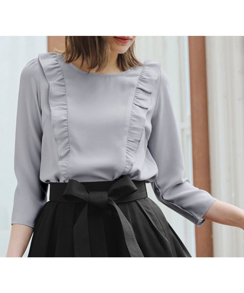 【ティアクラッセ/Tiaclasse】の【洗える】フリルブラウス インテリア・キッズ・メンズ・レディースファッション・服の通販 founy(ファニー) 　ファッション　Fashion　レディースファッション　Fashion for Women　トップス・カットソー　Cut & Sew Tops　シャツ・ブラウス・オフィスカジュアル　Elegant Blouses & Button-Ups　フリル　Frill, Ruffle　ポケット　Pocket, Pocket Detail　エレガント 上品　Elegant　再入荷　Restock / Back in Stock　夏　Summer　新作・新入荷　New Arrivals / New In　春　Spring　S/S・春夏　SS, Spring/Summer, Warm Season　洗える　Machine Washable　ライトグレー|ID: prp329100004870367 ipo3291000000036299893