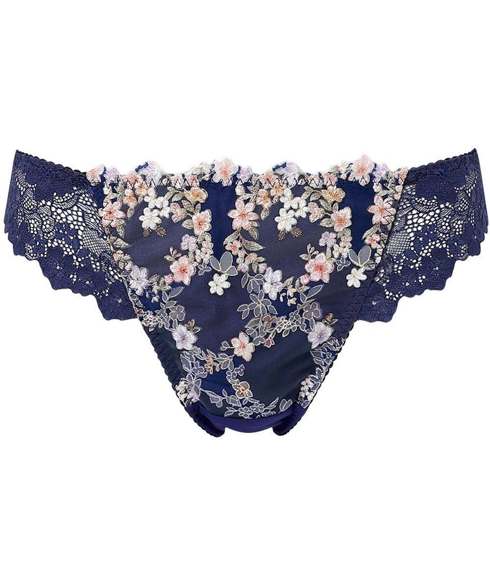 【ウィング/Wing】のTバックショーツ Wing Lesiage PB2120とペア 【2120シリーズ】 はきこみ丈あさめ PF2122 ウイング/ワコール インテリア・キッズ・メンズ・レディースファッション・服の通販 founy(ファニー) 　ファッション　Fashion　レディースファッション　Fashion for Women　バッグ　Bags　おすすめ　Recommended / Our Picks　アンダー　Underwear Essentials　シアー　Sheer, See-Through　ショーツ　Shorts, Short Pants　フラワー　Flower, Floral　フロント　Front, Front Design　プリント　Print, Printed Pattern　モチーフ　Motif, Design Theme　ラグジュアリー　Luxury, Elegant　レース　Lace, Lace Fabric　エレガント 上品　Elegant　春　Spring　コン|ID: prp329100004870400 ipo3291000000036300015