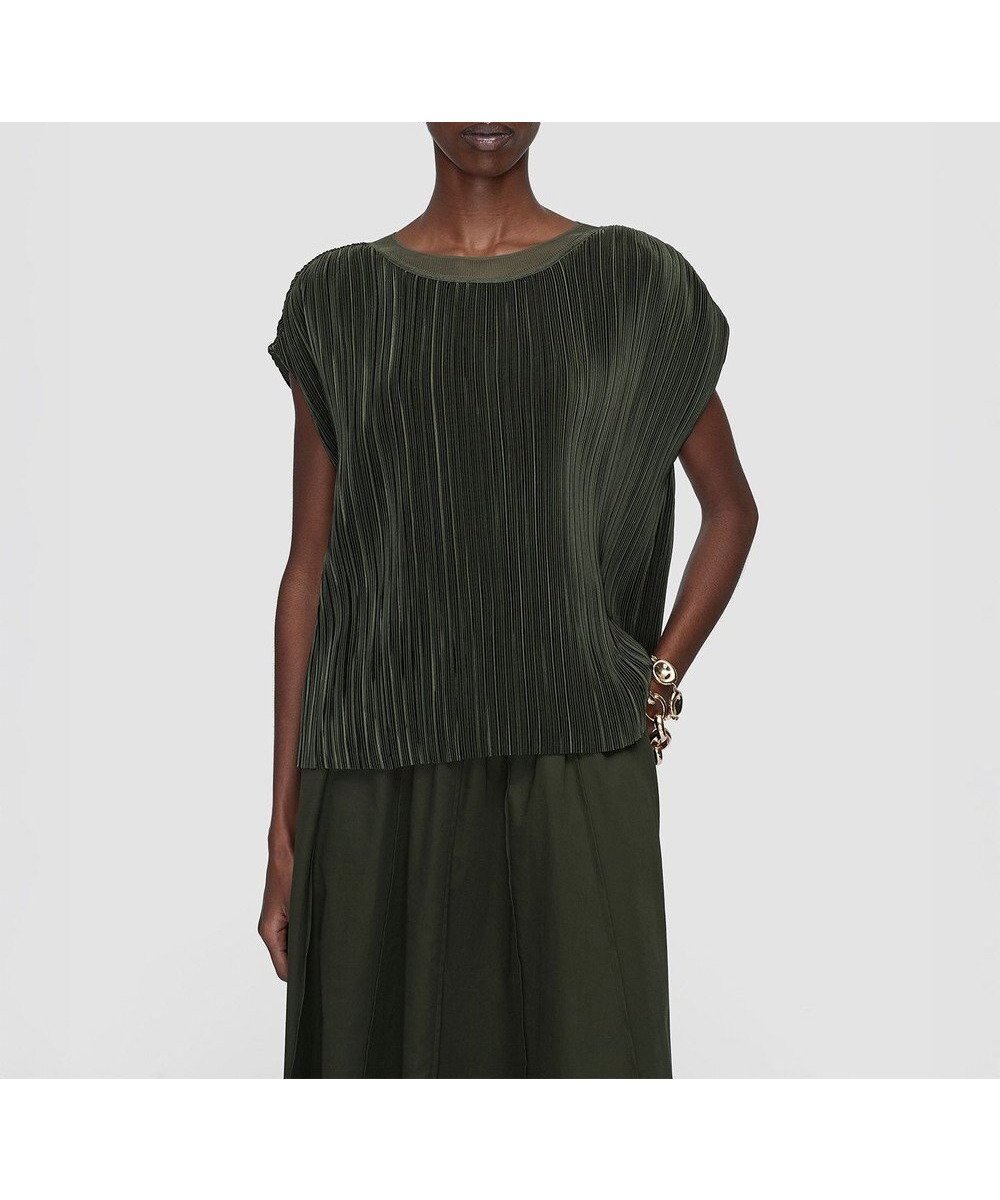 【ジョゼフ/JOSEPH】のプリーツサテン ブラウス インテリア・キッズ・メンズ・レディースファッション・服の通販 founy(ファニー) 　ファッション　Fashion　レディースファッション　Fashion for Women　トップス・カットソー　Cut & Sew Tops　シャツ・ブラウス・オフィスカジュアル　Elegant Blouses & Button-Ups　クロップド　Cropped, Short Length　サテン　Satin, Glossy Fabric　ショルダー　Shoulder, Shoulder Strap　ドロップ　Drop Shoulder, Dropped Style　バランス　Balance, Style Balance　フィット　Fit, Slim Fit　プリーツ　Pleats, Pleated　リラックス　Relax, Relaxed Fit　夏　Summer　春　Spring　S/S・春夏　SS, Spring/Summer, Warm Season　Palm Leaf|ID: prp329100004870443 ipo3291000000036300171