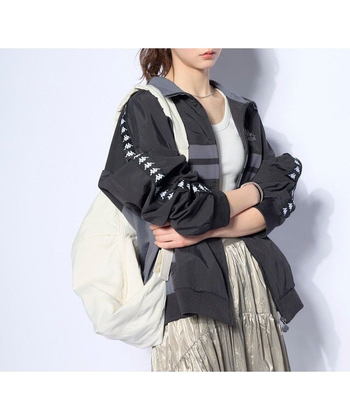 【その他のブランド/Other】の【Kappa】バンダ トラックジャケット インテリア・キッズ・メンズ・レディースファッション・服の通販 founy(ファニー) https://founy.com/ ファッション Fashion レディースファッション Fashion for Women アウター Coat / Outerwear Collection レディースジャケット・軽アウター Jackets ブルゾンジャケット・スポーティアウター Blouson Jackets イタリア Italy サッカー Seersucker, Summer Fabric ジャケット Jacket, Outerwear スタイリッシュ Stylish, Fashionable スポーツ Sports, Activewear ブルゾン Blouson, Bomber Jacket 人気 Popular, Best Seller 切替 Switching, Contrast Panel 夏 Summer 春 Spring S/S・春夏 SS, Spring/Summer, Warm Season 羽織 Haori, Light Jacket |ID: prp329100004870481 ipo3291000000036300289