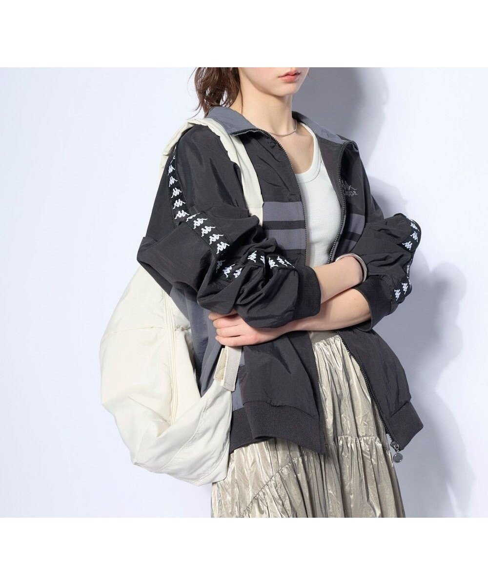 【その他のブランド/Other】の【Kappa】バンダ トラックジャケット 人気、トレンドファッション・服の通販 founy(ファニー) 　ファッション　Fashion　レディースファッション　Fashion for Women　アウター　Coat / Outerwear Collection　レディースジャケット・軽アウター　Jackets　ブルゾンジャケット・スポーティアウター　Blouson Jackets　イタリア　Italy　サッカー　Seersucker, Summer Fabric　ジャケット　Jacket, Outerwear　スタイリッシュ　Stylish, Fashionable　スポーツ　Sports, Activewear　ブルゾン　Blouson, Bomber Jacket　人気　Popular, Best Seller　切替　Switching, Contrast Panel　夏　Summer　春　Spring　S/S・春夏　SS, Spring/Summer, Warm Season　羽織　Haori, Light Jacket　 other-1|ID: prp329100004870481 ipo3291000000036300289