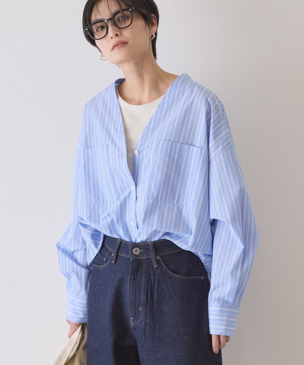 【アメリカンホリック/AMERICAN HOLIC】の【イージーケア】ストライプVネックシャツ インテリア・キッズ・メンズ・レディースファッション・服の通販 founy(ファニー) 　ファッション　Fashion　レディースファッション　Fashion for Women　トップス・カットソー　Cut & Sew Tops　シャツ・ブラウス・オフィスカジュアル　Elegant Blouses & Button-Ups　Vネックトップス　V-Neck Tops / V-Cut Neckline Shirts　アメリカン　American Style　春　Spring　スタイリッシュ　Stylish, Fashionable　ストライプ　Stripe, Striped Pattern　ポケット　Pocket, Pocket Detail　リラックス　Relax, Relaxed Fit　S/S・春夏　SS, Spring/Summer, Warm Season　夏　Summer　ビジネス 仕事 通勤　Business / Work / Commuting　Sax|ID: prp329100004870684 ipo3291000000036304556