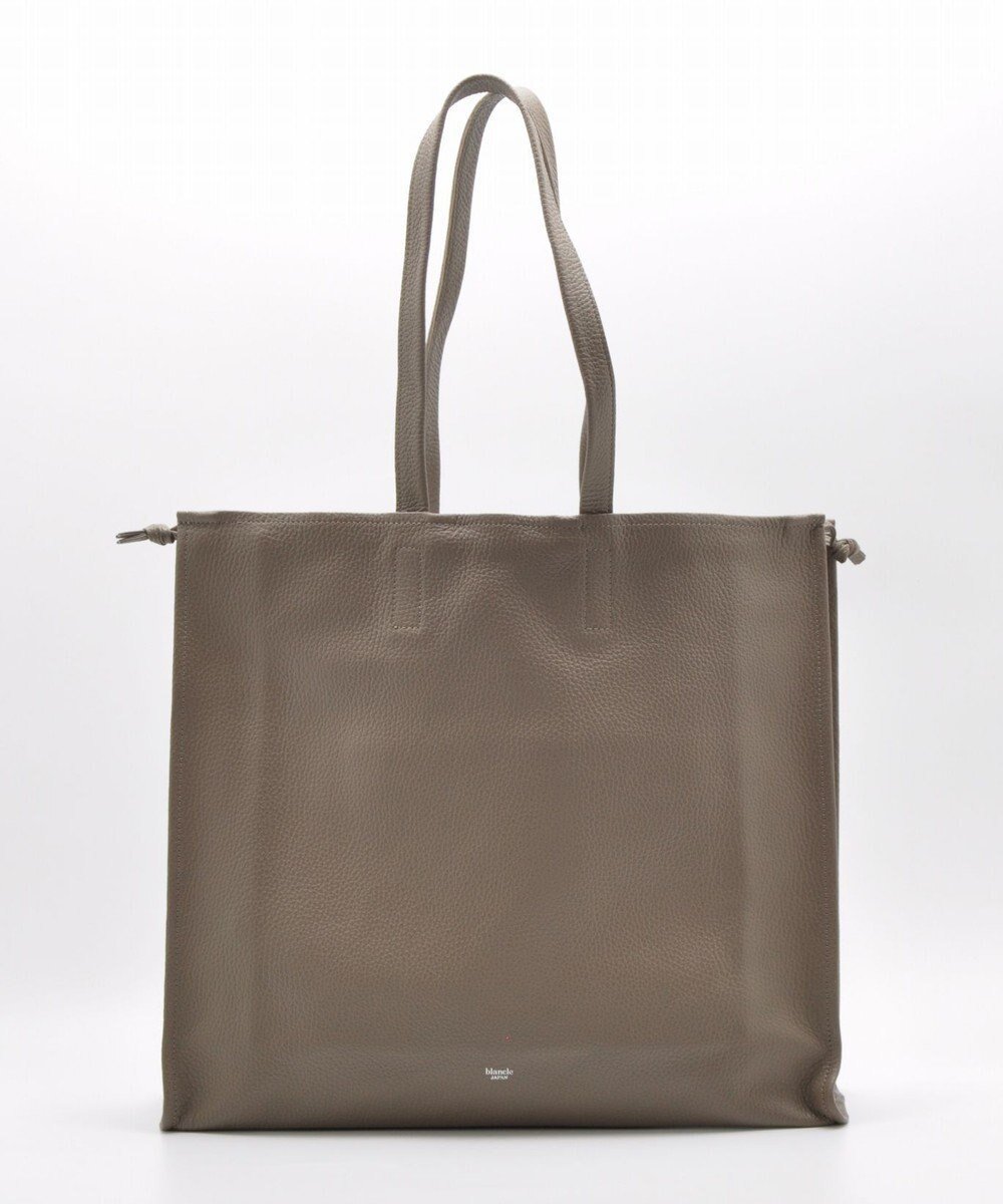 【ブランクレ/blancle】のシュリンクレザー スクイーズビッグトート インテリア・キッズ・メンズ・レディースファッション・服の通販 founy(ファニー) 　ファッション　Fashion　レディースファッション　Fashion for Women　バッグ　Bags　イタリア　Italy　巾着　Drawstring Bag, Kinchaku　シンプル　Simple, Minimal　ドレープ　Drape, Draping Fabric　ポケット　Pocket, Pocket Detail　旅行　Travel　エレガント 上品　Elegant　TAUPE|ID: prp329100004870736 ipo3291000000036305116