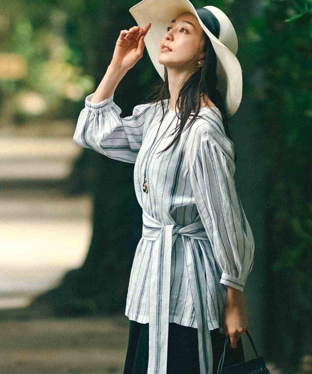 【23区/NIJYUSANKU】の【洗える】LIBECO ベルト付き ブラウス インテリア・キッズ・メンズ・レディースファッション・服の通販 founy(ファニー) 　ファッション　Fashion　レディースファッション　Fashion for Women　トップス・カットソー　Cut & Sew Tops　シャツ・ブラウス・オフィスカジュアル　Elegant Blouses & Button-Ups　ベルト&ウエストマーク　Belts & Waist Accessories　春　Spring　洗える　Machine Washable　ギャザー　Gathered, Ruffled　ストライプ　Stripe, Striped Pattern　フレア　Flare, Flared　ベーシック　Basic, Essential　無地　Plain, Solid Color　リネン　Linen, Linen Fabric　ロング　Long, Long-Length　S/S・春夏　SS, Spring/Summer, Warm Season　夏　Summer　2024年　2024　2024春夏・S/S　Spring/Summer 2024 SS24　ホワイト×ネイビーストライプ|ID: prp329100004871236 ipo3291000000036311705