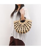 【アンビリオン/UNBILLION】のカシュカシュ cachecache / バンクワンコンビラウンドカゴバッグ 人気、トレンドファッション・服の通販 founy(ファニー) ファッション Fashion レディースファッション Fashion for Women バッグ Bags カラフル Colorful Design 巾着 Drawstring Bag, Kinchaku ハンド Hand, Handmade ベーシック Basic, Essential ポケット Pocket, Pocket Detail ミックス Mix, Mixed Style モチーフ Motif, Design Theme 再入荷 Restock / Back in Stock thumbnail ブラック|ID: prp329100004871244 ipo3291000000036311780