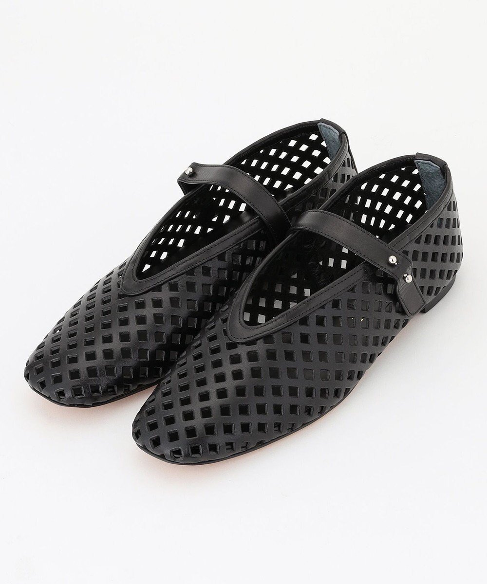 【ベイジ,/BEIGE,】の【一部店舗限定】HENRI EN VARGO / MATHILDE パンチングレザーメリージェーン 人気、トレンドファッション・服の通販 founy(ファニー) 　ファッション　Fashion　レディースファッション　Fashion for Women　今季　This Season, Current Season　シューズ　Shoes, Footwear　スマート　Smart, Elegant　ソックス　Socks, Hosiery　トレンド　Trend, Trending Now　人気　Popular, Best Seller　フォルム　Silhouette, Form　ラグジュアリー　Luxury, Elegant　エレガント 上品　Elegant　 other-1|ID: prp329100004871281 ipo3291000000036312176