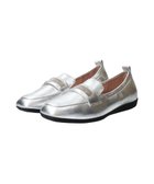 【インター ショシュール/INTER-CHAUSSURES】の【BUSSOLA】シャーリングフラットローファー シルバー|ID: prp329100004871296 ipo3291000000036312301