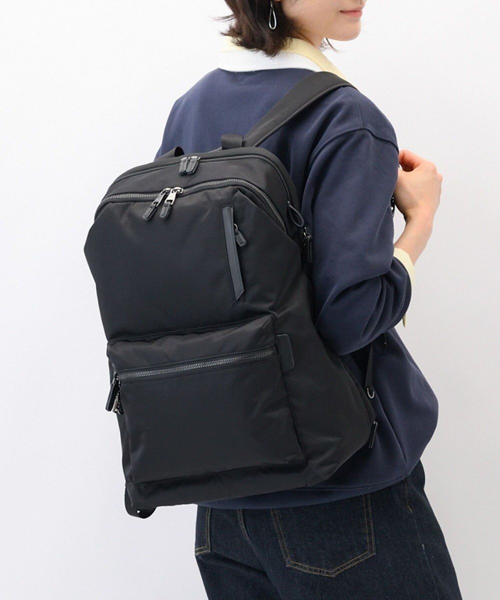 【エースバッグズアンドラゲッジ/ACE BAGS & LUGGAGE】のW .Day/Night ポッケス ハグリュック B4サイズ 15.6インチPC収納 20213 ダブルアンドデイナイト 人気、トレンドファッション・服の通販 founy(ファニー) ファッション Fashion レディースファッション Fashion for Women バッグ Bags コラボ Collaboration, Collab 傘 Umbrella, Parasol ショルダー Shoulder, Shoulder Strap スリム Slim, Slim Fit スリーブ Sleeve, Long Sleeve / Short Sleeve フィット Fit, Slim Fit フラップ Flap, Flap Pocket フロント Front, Front Design ポケット Pocket, Pocket Detail ポシェット Pochette, Mini Bag リアル Real, Realistic リュック Backpack, Rucksack おすすめ Recommended / Our Picks ビジネス 仕事 通勤 Business / Work / Commuting other-1|ID: prp329100004871301 ipo3291000000036312349