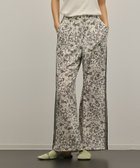 【グレース コンチネンタル/GRACE CONTINENTAL】のモノトーンフラワープリントパンツ 人気、トレンドファッション・服の通販 founy(ファニー) ファッション Fashion レディースファッション Fashion for Women パンツ Pants & Trousers トレンド Trend, Trending Now 夏 Summer 春 Spring S/S・春夏 SS, Spring/Summer, Warm Season thumbnail キナリ|ID: prp329100004871795 ipo3291000000036322934