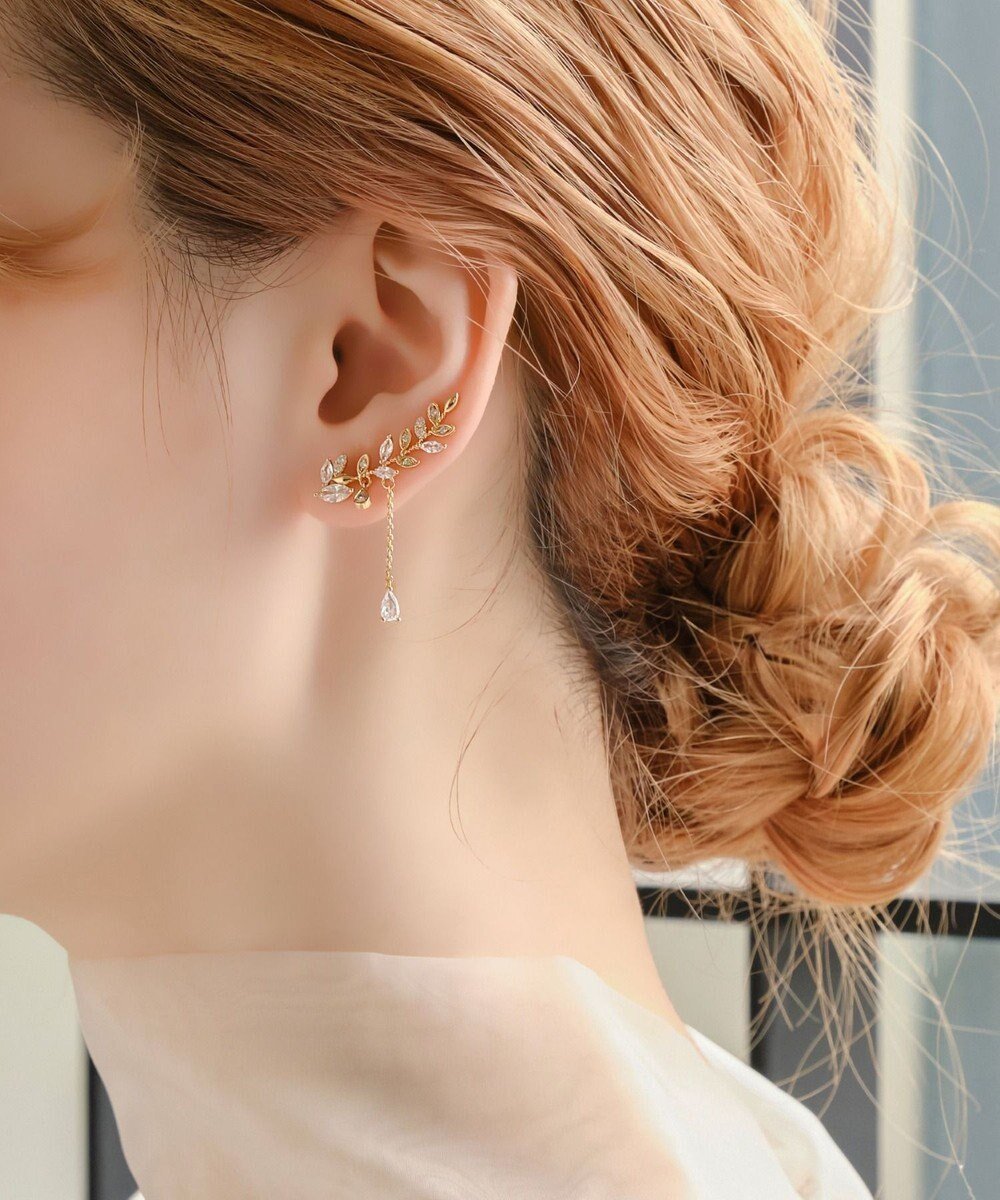 【フィービィー/phoebe】の2wayエレガントガーデンピアス イヤリング/ボタニカル 人気、トレンドファッション・服の通販 founy(ファニー) 　ファッション　Fashion　レディースファッション　Fashion for Women　ジュエリー　Jewelry　ファッションリング　Fashion Rings　イヤリング・フープ・ドロップタイプ　Hoop, Drop & Clip Earrings　おすすめ　Recommended / Our Picks　アクセサリー　Fashion Accessories　イヤリング　Earrings　チェーン　Chain, Chain Strap　ビジュー　Bijou, Jewel-like Accent　ボタニカル　Botanical, Floral Pattern　モチーフ　Motif, Design Theme　リーフ　Leaf, Botanical Leaf　ローズ　Rose, Rose Motif　 other-1|ID: prp329100004871998 ipo3291000000036326875