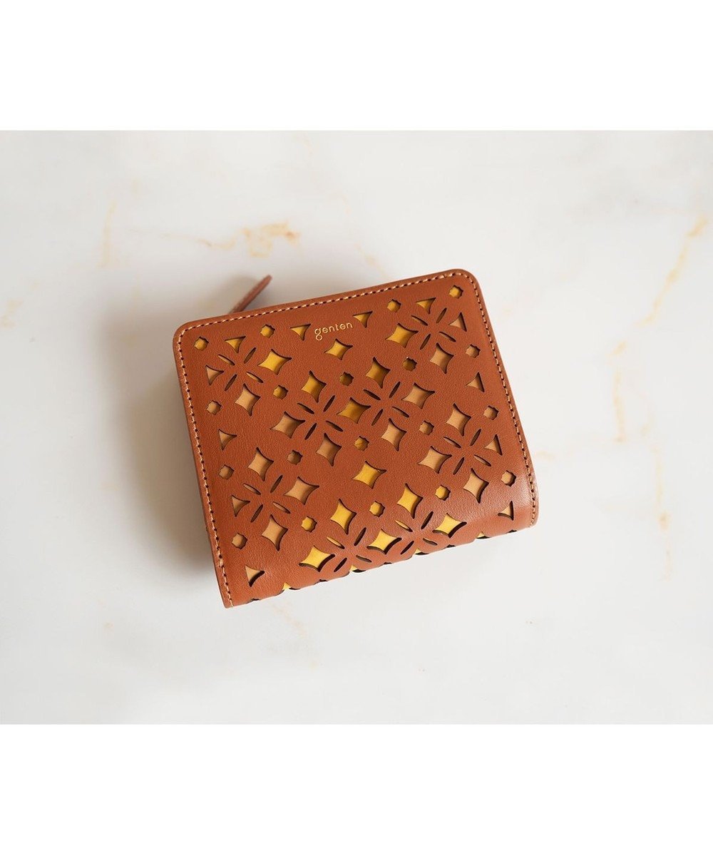 【ゲンテン/genten】のクアドリフォリオ 2つ折り財布 人気、トレンドファッション・服の通販 founy(ファニー) ファッション Fashion レディースファッション Fashion for Women ミニ財布・二つ折り財布 Wallets & Card Cases パターン Pattern, Design Print ポケット Pocket, Pocket Detail モチーフ Motif, Design Theme ワーク Workwear, Utility Style 春 Spring 財布 Wallet, Purse other-1|ID: prp329100004872023 ipo3291000000036327021