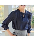 【ティアクラッセ/Tiaclasse】のフリルリボンブラウス 人気、トレンドファッション・服の通販 founy(ファニー) ファッション Fashion レディースファッション Fashion for Women トップス・カットソー Cut & Sew Tops シャツ・ブラウス・オフィスカジュアル Elegant Blouses & Button-Ups ウォッシャブル Machine Washable 春 Spring 洗える Machine Washable 秋 Autumn ジャケット Jacket, Outerwear スリット Slit, Slit Detail スリーブ Sleeve, Long Sleeve / Short Sleeve なめらか Smooth, Silky Texture バランス Balance, Style Balance フェミニン Feminine, Girly フリル Frill, Ruffle ポケット Pocket, Pocket Detail ラウンド Round, Round Neck リボン Ribbon, Bow ロング Long, Long-Length S/S・春夏 SS, Spring/Summer, Warm Season 夏 Summer エレガント 上品 Elegant ビジネス 仕事 通勤 Business / Work / Commuting thumbnail ネイビー|ID: prp329100004872026 ipo3291000000036327033