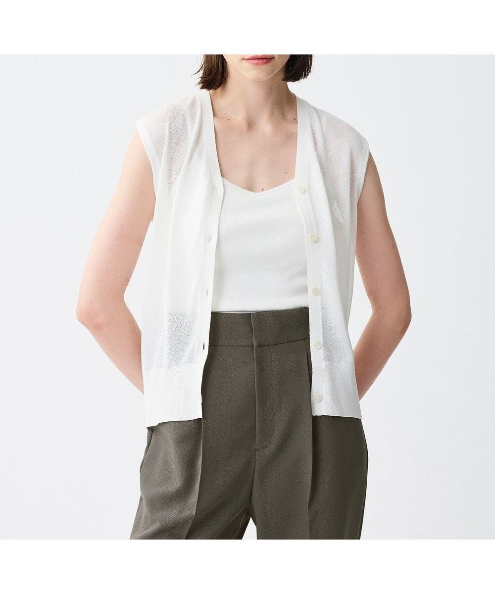 【アンクレイヴ/uncrave】のシアーニット ノースリーブベスト インテリア・キッズ・メンズ・レディースファッション・服の通販 founy(ファニー) ファッション Fashion レディースファッション Fashion for Women アウター Coat / Outerwear Collection トップス・カットソー Cut & Sew Tops ニット Knit Tops & Sweaters キャミソール&ノースリーブ Camisoles & Sleeveless Tops ベスト&ジレ / 重ね着スタイル Vests & Gilets カーディガン Cardigan, Knitwear ノースリーブ Sleeveless, No-Sleeve ベスト Vest, Waistcoat 夏 Summer 春 Spring S/S・春夏 SS, Spring/Summer, Warm Season オフ|ID: prp329100004872278 ipo3291000000036337699