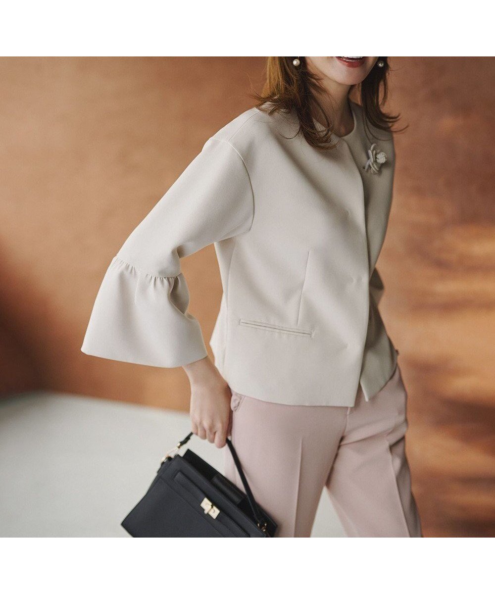 【組曲/KUMIKYOKU】の【KUMIKYOKU NAVY】コンフォータブルドレープ フレアスリーブジャケット インテリア・キッズ・メンズ・レディースファッション・服の通販 founy(ファニー) 　ファッション　Fashion　レディースファッション　Fashion for Women　アウター　Coat / Outerwear Collection　レディースジャケット・軽アウター　Jackets　ノーカラージャケット / シンプル上品コーデ　Collarless Jackets　インナー　Innerwear　オケージョン　Occasion Wear　コレクション　Collection, Seasonal Line　コンパクト　Compact, Small Size　ジャケット　Jacket, Outerwear　スタイリッシュ　Stylish, Fashionable　セットアップ　Set-Up, Coordinated Outfit　トレンド　Trend, Trending Now　ドレス　Dress, One-Piece　フォルム　Silhouette, Form　フォーマル　Formal, Dressy　フレア　Flare, Flared　ベスト　Vest, Waistcoat　A/W・秋冬　Autumn/Winter　2022年　2022　S/S・春夏　SS, Spring/Summer, Warm Season　2022-2023秋冬・A/W　Autumn/Winter 2022–23 AW22–23　夏　Summer　エレガント 上品　Elegant　セレモニー　Ceremony　入学式　Entrance Ceremony　卒業式　Graduation Ceremony　結婚式　Wedding　サンドベージュ系|ID: prp329100004877009 ipo3291000000036378517