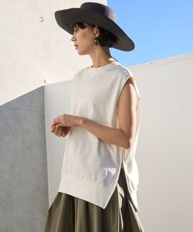 【アンフィーロ 自由区/UNFILO】のスウェットサイドZIPベスト 人気、トレンドファッション・服の通販 founy(ファニー) ファッション Fashion レディースファッション Fashion for Women アウター Coat / Outerwear Collection トップス・カットソー Cut & Sew Tops レディースパーカー・カジュアルフーディー Casual Hoodies & Sweatshirts ベスト&ジレ / 重ね着スタイル Vests & Gilets スウェット・クルーネックトップス Sweatshirts & Crewnecks / Relaxed Fit Sweat Tops 春 Spring 洗える Machine Washable カットソー Cut and Sewn Top 吸水 Absorbent, Quick-Dry スウェット / スエット Sweatshirt, Sweatwear タンブラー Tumbler, Travel Mug ノースリーブ Sleeveless, No-Sleeve ベスト Vest, Waistcoat ループ Loop, Loop Knit S/S・春夏 SS, Spring/Summer, Warm Season 夏 Summer |ID:prp329100004877411