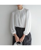 【組曲/KUMIKYOKU】のライトデシンフリル襟 ブラウス 人気、トレンドファッション・服の通販 founy(ファニー) ファッション Fashion レディースファッション Fashion for Women トップス・カットソー Cut & Sew Tops シャツ・ブラウス・オフィスカジュアル Elegant Blouses & Button-Ups インナー Innerwear ジャケット Jacket, Outerwear スキッパー Skipper, Open Collar ストライプ Stripe, Striped Pattern デニム Denim, Jeans Material パウダー Powder, Soft Tone フリル Frill, Ruffle フロント Front, Front Design プリント Print, Printed Pattern 無地 Plain, Solid Color A/W・秋冬 Autumn/Winter S/S・春夏 SS, Spring/Summer, Warm Season おすすめ Recommended / Our Picks 夏 Summer エレガント 上品 Elegant thumbnail アイボリー系|ID: prp329100004877421 ipo3291000000036383809