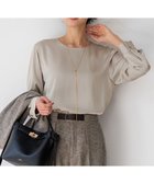 【23区/NIJYUSANKU】のカフスボタン サテンTEEブラウス 人気、トレンドファッション・服の通販 founy(ファニー) ファッション Fashion レディースファッション Fashion for Women トップス・カットソー Cut & Sew Tops シャツ・ブラウス・オフィスカジュアル Elegant Blouses & Button-Ups 春 Spring カフス Cuff Design サテン Satin, Glossy Fabric シルク Silk, 100% Silk シンプル Simple, Minimal ドレープ Drape, Draping Fabric ボトム Bottoms, Lower Wear S/S・春夏 SS, Spring/Summer, Warm Season 夏 Summer エレガント 上品 Elegant 2026年 2026 thumbnail ベージュ系|ID: prp329100004877425 ipo3291000000036383840