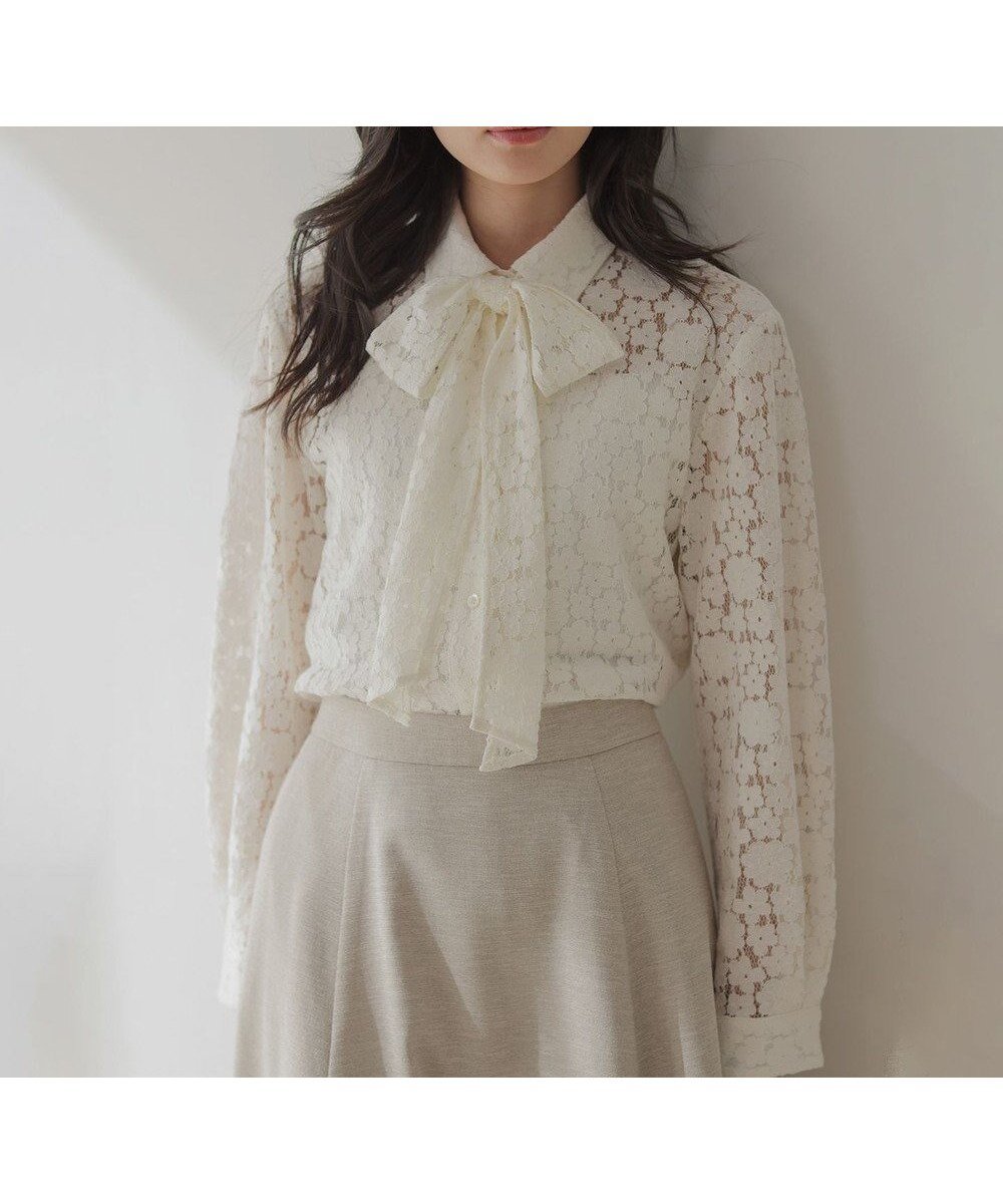 【組曲/KUMIKYOKU】の【WEB限定】フラワーラッセルレースシャツライク ブラウス 人気、トレンドファッション・服の通販 founy(ファニー) ファッション Fashion レディースファッション Fashion for Women トップス・カットソー Cut & Sew Tops シャツ・ブラウス・オフィスカジュアル Elegant Blouses & Button-Ups 春 Spring ガーリー Girly, Feminine Style ギャザー Gathered, Ruffled スタイリッシュ Stylish, Fashionable フラワー Flower, Floral モチーフ Motif, Design Theme ヨーク Yoke, Yoke Design ラッセル Raschel, Raschel Lace レース Lace, Lace Fabric S/S・春夏 SS, Spring/Summer, Warm Season 夏 Summer エレガント 上品 Elegant other-1|ID: prp329100004881382 ipo3291000000036434546