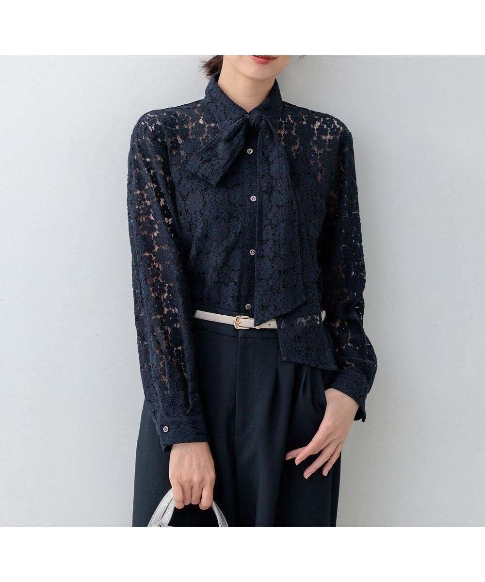 【組曲/KUMIKYOKU】の【WEB限定】フラワーラッセルレースシャツライク ブラウス インテリア・キッズ・メンズ・レディースファッション・服の通販 founy(ファニー) ファッション Fashion レディースファッション Fashion for Women トップス・カットソー Cut & Sew Tops シャツ・ブラウス・オフィスカジュアル Elegant Blouses & Button-Ups 春 Spring ガーリー Girly, Feminine Style ギャザー Gathered, Ruffled スタイリッシュ Stylish, Fashionable フラワー Flower, Floral モチーフ Motif, Design Theme ヨーク Yoke, Yoke Design ラッセル Raschel, Raschel Lace レース Lace, Lace Fabric S/S・春夏 SS, Spring/Summer, Warm Season 夏 Summer エレガント 上品 Elegant ネイビー系|ID: prp329100004881382 ipo3291000000036434555