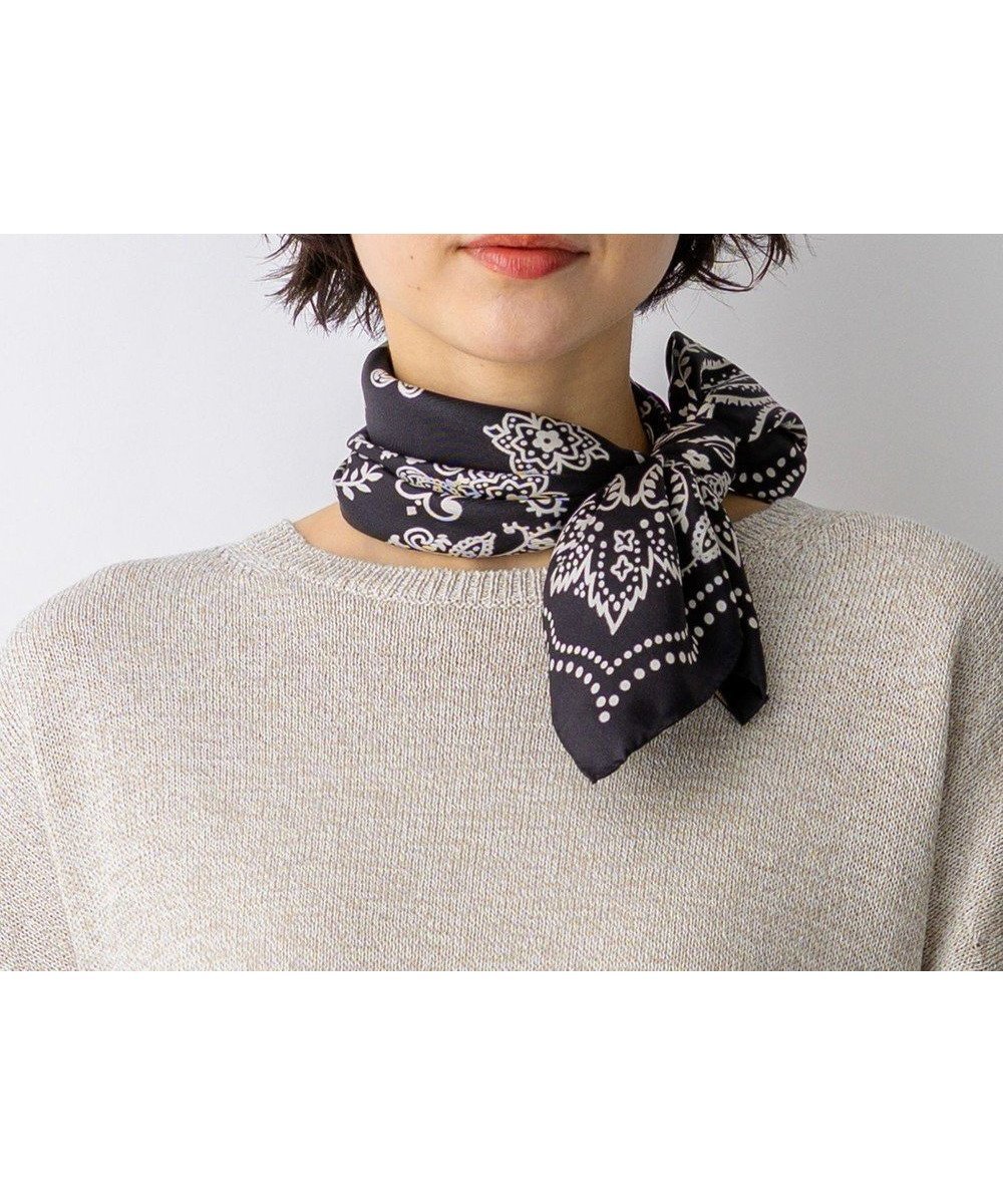 【23区/NIJYUSANKU】のmanipuri カレイドバンダナ シルク スカーフ インテリア・キッズ・メンズ・レディースファッション・服の通販 founy(ファニー) 　ファッション　Fashion　レディースファッション　Fashion for Women　クラシック　Classic, Timeless Style　シルク　Silk, 100% Silk　シンプル　Simple, Minimal　スカーフ　Scarf, Neckwear　ストール　Stole, Wrap　定番　Standard, Basic Item　ハンド　Hand, Handmade　バンダナ　Bandana, Head Scarf　プリント　Print, Printed Pattern　ペイズリー　Paisley, Ethnic Pattern　モチーフ　Motif, Design Theme　S/S・春夏　SS, Spring/Summer, Warm Season　おすすめ　Recommended / Our Picks　夏　Summer　エレガント 上品　Elegant　2026年　2026　ブラック系|ID: prp329100004881899 ipo3291000000036438909