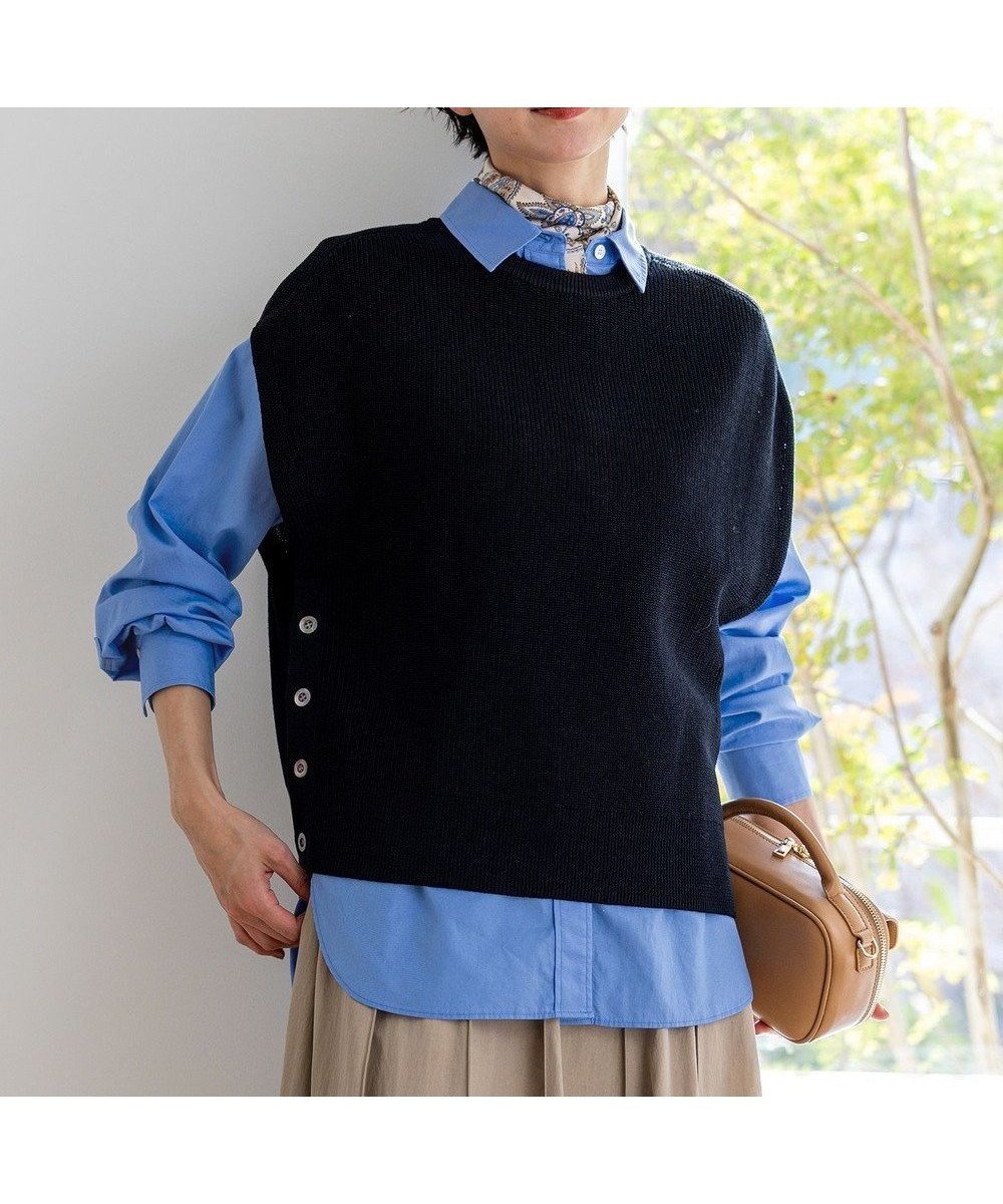 【23区/NIJYUSANKU】のコットンギマ ニットベスト 人気、トレンドファッション・服の通販 founy(ファニー) 　ファッション　Fashion　レディースファッション　Fashion for Women　アウター　Coat / Outerwear Collection　トップス・カットソー　Cut & Sew Tops　ニット　Knit Tops & Sweaters　ベスト&ジレ / 重ね着スタイル　Vests & Gilets　イエロー　Yellow　インナー　Innerwear　春　Spring　畦　Ribbed Knit　カットソー　Cut and Sewn Top　スキッパー　Skipper, Open Collar　スリット　Slit, Slit Detail　定番　Standard, Basic Item　ベスト　Vest, Waistcoat　S/S・春夏　SS, Spring/Summer, Warm Season　夏　Summer　エレガント 上品　Elegant　2026年　2026　 other-1|ID: prp329100004887791 ipo3291000000036498366