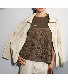 【23区/NIJYUSANKU】のリボンエンブロイダリー キャミソール 人気、トレンドファッション・服の通販 founy(ファニー) ファッション Fashion レディースファッション Fashion for Women トップス・カットソー Cut & Sew Tops キャミソール&ノースリーブ Camisoles & Sleeveless Tops シャツ・ブラウス・オフィスカジュアル Elegant Blouses & Button-Ups インナー Innerwear 春 Spring カットソー Cut and Sewn Top キャミソール Camisole, Spaghetti Strap Top シンプル Simple, Minimal ダウン Down, Puffer デニム Denim, Jeans Material バランス Balance, Style Balance フリル Frill, Ruffle S/S・春夏 SS, Spring/Summer, Warm Season 夏 Summer エレガント 上品 Elegant 2026年 2026 |ID:prp329100004889527