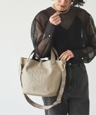 【ラシット/russet】のエンボスモノグラム2WAYタウントートバッグ(CE-1672-WEB) 人気、トレンドファッション・服の通販 founy(ファニー) ファッション Fashion レディースファッション Fashion for Women バッグ Bags ショルダー Shoulder, Shoulder Strap シンプル Simple, Minimal 人気 Popular, Best Seller フォルム Silhouette, Form ベーシック Basic, Essential ポケット Pocket, Pocket Detail モチーフ Motif, Design Theme 再入荷 Restock / Back in Stock おすすめ Recommended / Our Picks 日本製 Made In Japan エレガント 上品 Elegant thumbnail GrayBeige|ID: prp329100004892100 ipo3291000000036567833
