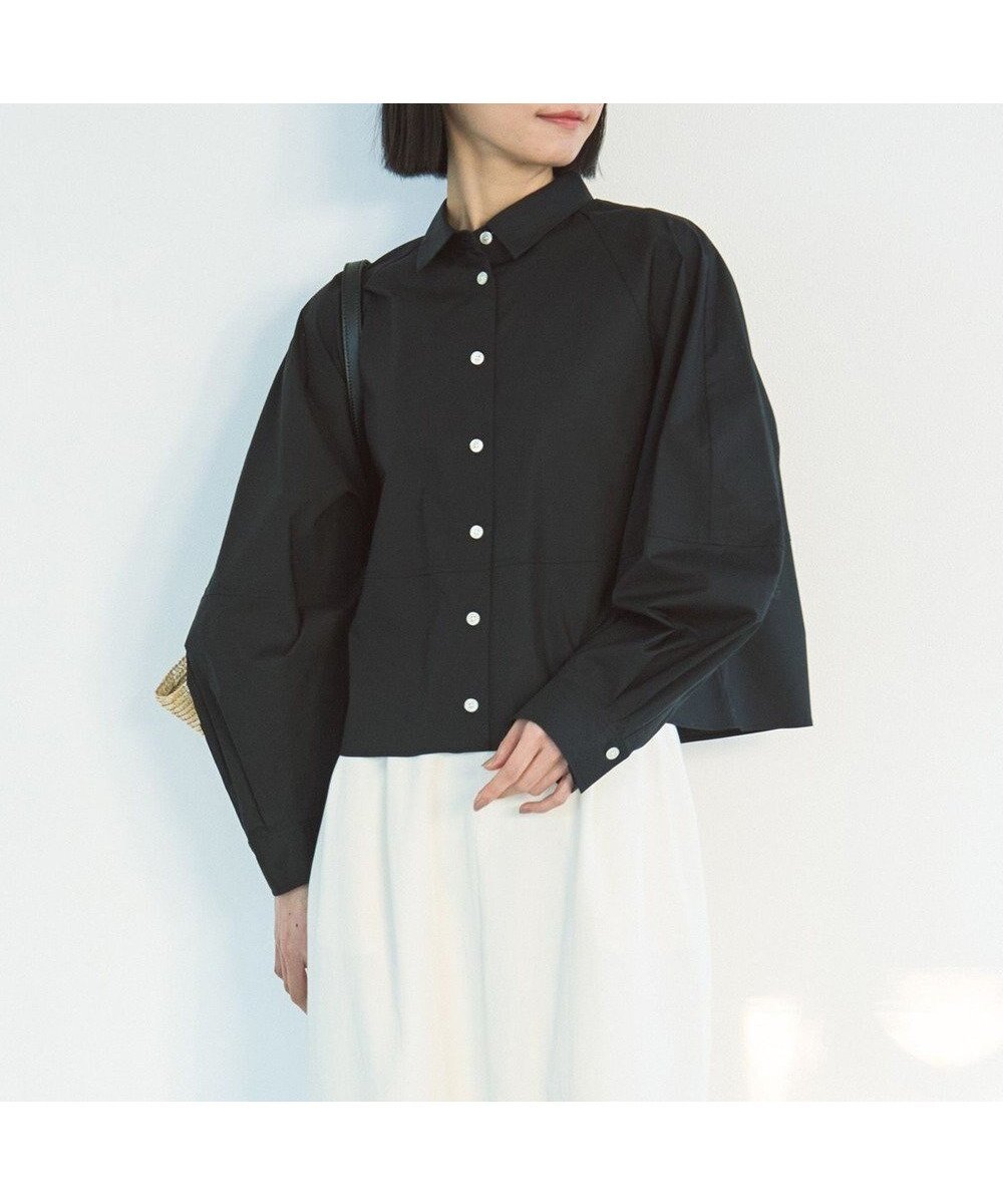 【アンフィーロ 自由区/UNFILO】のコットンブロード フォルムシャツ インテリア・キッズ・メンズ・レディースファッション・服の通販 founy(ファニー) 　ファッション　Fashion　レディースファッション　Fashion for Women　トップス・カットソー　Cut & Sew Tops　シャツ・ブラウス・オフィスカジュアル　Elegant Blouses & Button-Ups　クロップド　Cropped, Short Length　スリーブ　Sleeve, Long Sleeve / Short Sleeve　バランス　Balance, Style Balance　フォルム　Silhouette, Form　ブロード　Broadcloth, Fine Cotton　夏　Summer　抗菌　Antibacterial, Bacteria-Resistant　春　Spring　S/S・春夏　SS, Spring/Summer, Warm Season　洗える　Machine Washable　羽織　Haori, Light Jacket　ブラック|ID: prp329100004892264 ipo3291000000036569179