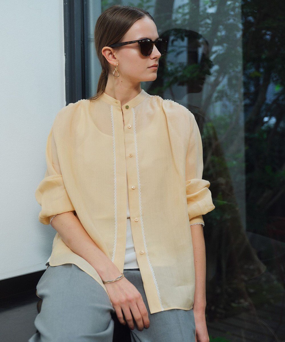 【ベイジ,/BEIGE,】のPAULINE / リネンヴィスコースレースブラウス インテリア・キッズ・メンズ・レディースファッション・服の通販 founy(ファニー) 　ファッション　Fashion　レディースファッション　Fashion for Women　トップス・カットソー　Cut & Sew Tops　シャツ・ブラウス・オフィスカジュアル　Elegant Blouses & Button-Ups　インナー　Innerwear　春　Spring　カフス　Cuff Design　ギャザー　Gathered, Ruffled　シューズ　Shoes, Footwear　シンプル　Simple, Minimal　ジャケット　Jacket, Outerwear　デニム　Denim, Jeans Material　定番　Standard, Basic Item　フェミニン　Feminine, Girly　フラット　Flat, Flat Shoes　フレア　Flare, Flared　羽織　Haori, Light Jacket　ヨーク　Yoke, Yoke Design　レース　Lace, Lace Fabric　S/S・春夏　SS, Spring/Summer, Warm Season　夏　Summer　エレガント 上品　Elegant　Peach|ID: prp329100004892269 ipo3291000000036569204