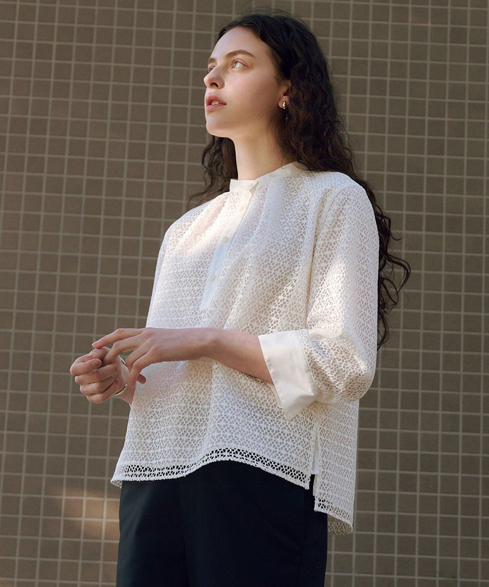 【ジェイ プレス/J.PRESS】の【一枚で着映え】レースジャージー バンドカラー カットソー インテリア・キッズ・メンズ・レディースファッション・服の通販 founy(ファニー) 　ファッション　Fashion　レディースファッション　Fashion for Women　トップス・カットソー　Cut & Sew Tops　シャツ・ブラウス・オフィスカジュアル　Elegant Blouses & Button-Ups　ロングTシャツ・Tシャツ　Longline T-Shirts & Tees　カットソー・ベーシックTシャツ　Cut-and-Sewn Tops / Stretch Tees & Basics　カットソー　Cut and Sewn Top　カフス　Cuff Design　レース　Lace, Lace Fabric　エレガント 上品　Elegant　夏　Summer　春　Spring　S/S・春夏　SS, Spring/Summer, Warm Season　無地　Plain, Solid Color　ホワイト系|ID: prp329100004899478 ipo3291000000036657185