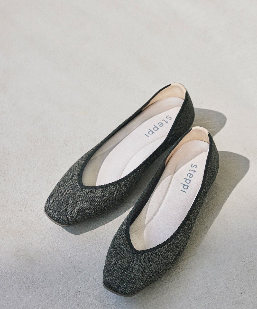 【ステッピ/steppi】の【洗える/撥水】 トリムスクエア パンプス インテリア・キッズ・メンズ・レディースファッション・服の通販 founy(ファニー) ファッション Fashion レディースファッション Fashion for Women 春 Spring 洗える Machine Washable クッション Cushion, Throw Pillow 軽量 Lightweight, Ultra Light シューズ Shoes, Footwear シルバー Silver, Metallic Silver スクエア Square, Square Shape トリミング Trimming, Decorative Edge 人気 Popular, Best Seller バランス Balance, Style Balance ベーシック Basic, Essential ランニング Running, Running Wear, Activewear, Jogging S/S・春夏 SS, Spring/Summer, Warm Season おすすめ Recommended / Our Picks 夏 Summer ダークグレー|ID: prp329100004899501 ipo3291000000036657356