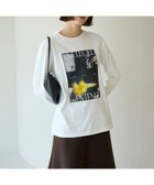 【アンフィーロ 自由区/UNFILO】のコットンスムース グラフィック ロンT 人気、トレンドファッション・服の通販 founy(ファニー) ファッション Fashion レディースファッション Fashion for Women トップス・カットソー Cut & Sew Tops シャツ・ブラウス・オフィスカジュアル Elegant Blouses & Button-Ups ロングTシャツ・Tシャツ Longline T-Shirts & Tees カットソー・ベーシックTシャツ Cut-and-Sewn Tops / Stretch Tees & Basics カットソー Cut and Sewn Top グラフィック Graphic, Graphic Design 抗菌 Antibacterial, Bacteria-Resistant シンプル Simple, Minimal ヘムライン Hemline, Bottom Cut A/W・秋冬 Autumn/Winter おすすめ Recommended / Our Picks thumbnail オフ|ID: prp329100004902872 ipo3291000000036693758