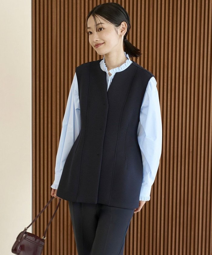 【アンフィーロ 自由区/UNFILO】の【VERY×UNFILOコラボ】BEAUTY FORM JERSEY+ ペプラムジレ インテリア・キッズ・メンズ・レディースファッション・服の通販 founy(ファニー) https://founy.com/ ファッション Fashion レディースファッション Fashion for Women アウター Coat / Outerwear Collection トップス・カットソー Cut & Sew Tops ベスト&ジレ / 重ね着スタイル Vests & Gilets インナー Innerwear 秋 Autumn コラボ Collaboration, Collab 今季 This Season, Current Season 軽量 Lightweight, Ultra Light シェイプ Shape, Slim Fit ストレッチ Stretch, Stretchy Fabric パターン Pattern, Design Print フロント Front, Front Design ベスト Vest, Waistcoat ロング Long, Long-Length A/W・秋冬 Autumn/Winter 夏 Summer |ID: prp329100004902953 ipo3291000000036694473